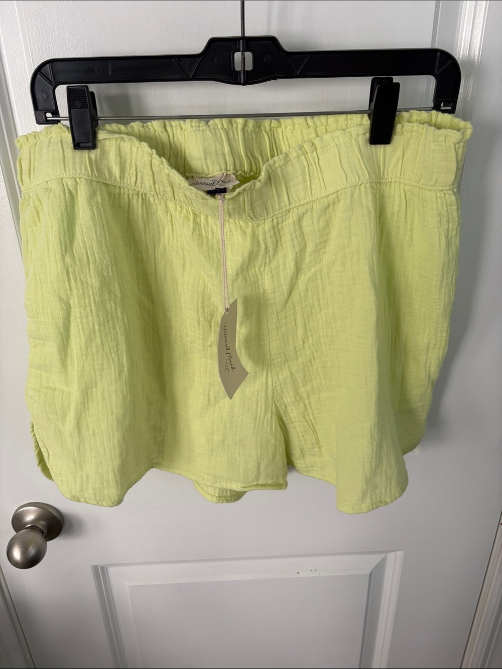 Linen-Blend Light Yellow Women’s Shorts